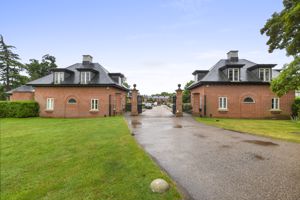 Photo 4- click for photo gallery